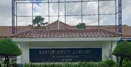 Di Lingkungan Pemkab Sampang, PNS Rangkap Tiga Jabatan