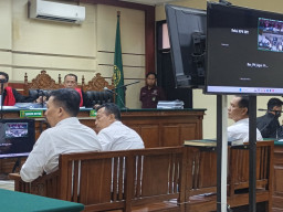 Sidang Sugiri Ungkap Kaitan Pendanaan Pilkada dan Proyek RSUD, Nama Heru Sangoko Terseret