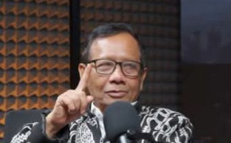 Mahfud Sebut Kasus Ijazah akan Gugur jika Jokowi Tak Hadir Sidang