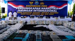 BNN dan Bea Cukai Gagalkan Penyelundupan 3,37 Ton Ganja di Gudang Prambanan Bizland Gresik