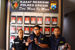 Oknum Pegawai Dinas PMD Gresik Resmi Tersangka Penipuan Penerimaan ASN