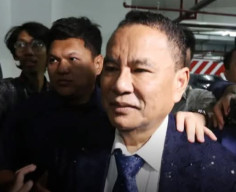 PWI Pusat Desak Hotman Paris Minta Maaf