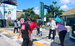Pegadaian Tebar Kepedulian, 14.000 Paket Makanan Gratis Disalurkan untuk Masyarakat di Jatim