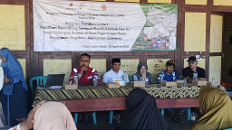 Kelompok Rentan Pagerungan Besar Olah Sampah Jadi Produk Bernilai Ekonomi