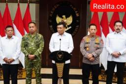 Menko Polkam dan Panglima TNI Pastikan Keamanan Nasional Jelang HUT ke-81 RI: Awas Hoax 