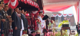 Sanusi Pimpin Upacara HUT ke-81 RI, Enam ASN Kabupaten Malang Terima Satyalancana