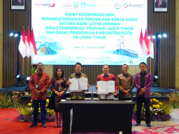 Bank Jatim dan Dindik se-Jatim Kerja Sama Layanan Jasa Perbankan Satuan Pendidikan