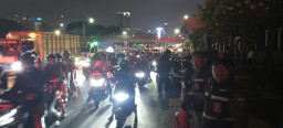 Ruas Jalan Depan DPR/MPR Macet Panjang
