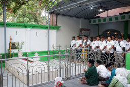 Kiai Tain Disomasi Rais Aam PBNU Dukungan Nahdliyin Menggema dari Makam Mbah Wahab