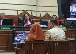 Sidang BSPS Sumenep: Ipong Heran Ari Bilowo Kaya Raya, Padahal Hanya Tenaga Ahli