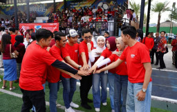 Rayakan HUT ke-81 RI, Insan BRILian BRI Surabaya Adu Kreativitas dan Kekompakan