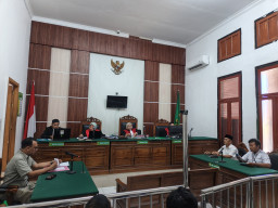 Ibu Anggota DPD RI Digugat, Bukti Tambahan Penggugat Sengketa Aset Pesantren Dinilai Tak Sesuai Pembanding