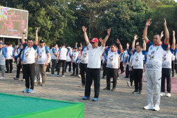 Kepala BKN Prof. Zudan Senam Bersama ASN Pemkot Bekasi: Syukuri Jadi ASN