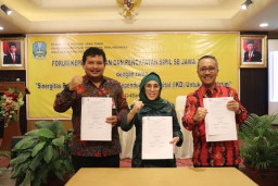 Pemkot Surabaya Bersama Bank Jatim Gelar Forkom Dispendukcapil Sosialisasikan IKD