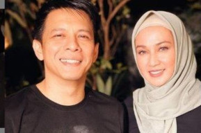 Berdekatan dengan Ariel NOAH, Dina Lorenza Baper
