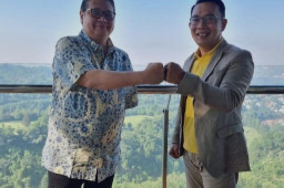 Bertemu Airlangga Hartarto, Ridwan Kamil Sampaikan Aspirasi Pengelolaan Ladang Minyak