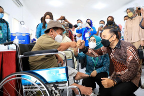 Pemkot Surabaya bersama TP PKK Gelar Gebyar Vaksin Disabilitas