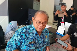 Cleaning Service RSUD Soewandhie Diduga Curi Limbah Medis