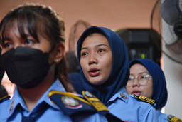 Pemkot Surabaya Antisipasi Kenakalan Remaja Lewat Roadshow Satpol PP Goes To School