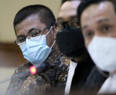 Bantu  Nurhadi Melarikan Diri, Ferdy Yuman Dibui 4 Tahun