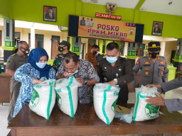 BPNT Kualitas Premium, Camat Singgahan Minta KPM Tak Menjualnya lagi