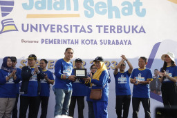 Wali Kota Eri Cahyadi Sebut Ribuan Pengunjung Padati Taman Surya untuk Malam Mingguan