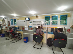 Pemkot Surabaya Pastikan Perda tentang Pajak Daerah dan Retribusi Sesuai UU