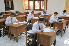 7 Peserta Seleksi Perumda Tirta Taman Sari Kota Madiun Ikuti UKK