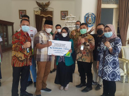 BPJamsostek Beri Beasiswa Pendidikan pada Ahli Waris di Ponorogo