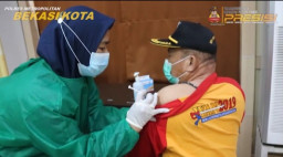 Polres Metro Bekasi Kota Lanjutkan Vaksinasi Tahap 2