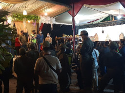 Hajatan Rumah Kades dengan Hiburan Elektone dan Wayang,  Dibubarkan Aparat Sidoarjo