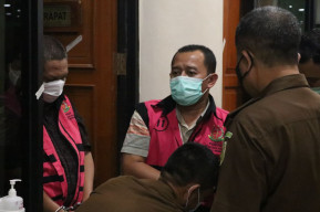 Kejagung Tahan Dua Karyawan PT Bank Mandiri Sidoarjo