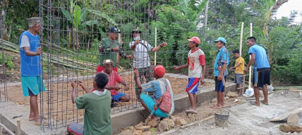 Peduli Kebutuhan Masyarakat, TNI Beri Bantuan Air Minum Bersih di Desa Manong