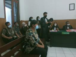 Jual Obat Ilegal, Eliana Maria Magdalena Halim Putri Divonis 7 Bulan Penjara