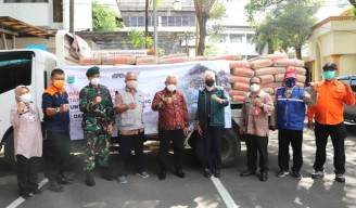 Pemkab Malang Terima Bantuan 1.000 Sak Semen dari Pemkot Batu