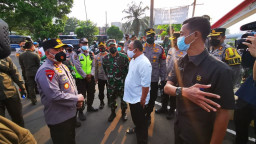 Hari ke-4 PPKM Darurat di Pos Penyekatan Kalideres Jakbar, Masyarakat Mulai Paham
