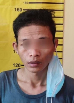 Polisi Amankan Copet di Kerumunan Vaksinasi di Gelora 10 November Surabaya