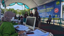 Wujudkan Herd Immunity, Jaksa Vaksin Ratusan Warga Ponorogo