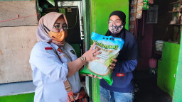 Dewan Gerindra Kota Madiun Sumbang Sembako pada Warga Isoman dan Terdampak Pandemi