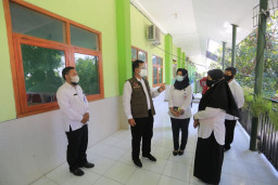 Berikan Pelayanan Terbaik, Pemkot Madiun Gunakan 12 Sekolah untuk Ruang Isoter