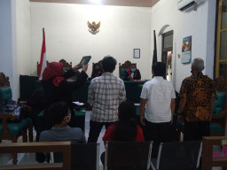 Direktur CV Akas Lakukan Penganiayaan, Lima Saksi Dihadirkan Dalam Persidangan