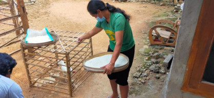 Tak Layak Konsumsi, Beras Bantuan dari Kemensos di Tuban Digunakan untuk Makanan Ayam