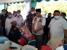 Percepat Kekebalan Komunal, BPJAMSOSTEK Gelar Vaksinasi di Bangkalan