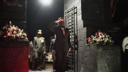 Tepat Pukul 00.00 WIB, Digelar Apel Kehormatan dan Renungan Suci di TMP Kota Batu