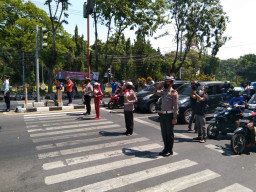 Detik-Detik Proklamasi, Satlantas Polresta Sidoarjo Stop Aktifitas selama 3 Menit