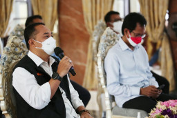 Eri Berharap Masukan Berbagai Pihak untuk Percepatan Menuju Zona Kuning