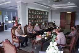 Dirsamapta Polda Jatim Bahas Pelaporan Data Covid-19 di Polresta Sidoarjo