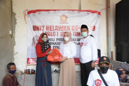 URLC Gerindra Jatim Turun Gunung Bantu Pekerja Seni dan Disabilitas Tuna Netra Tuban