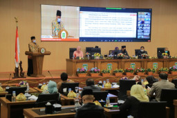 Walikota Madiun Sampaikan Jawaban Atas PU Fraksi Tentang P-APBD 2021