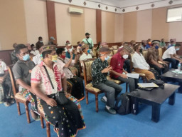 DPRD Manggarai Barat Rapat Dengar Pendapat dengan Pemilik Lahan Kawasan Bowo Sie